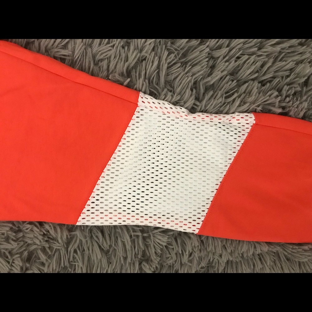 Nike Women’s Leggings - Picture 6 of 6